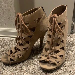 Chinese laundry heels